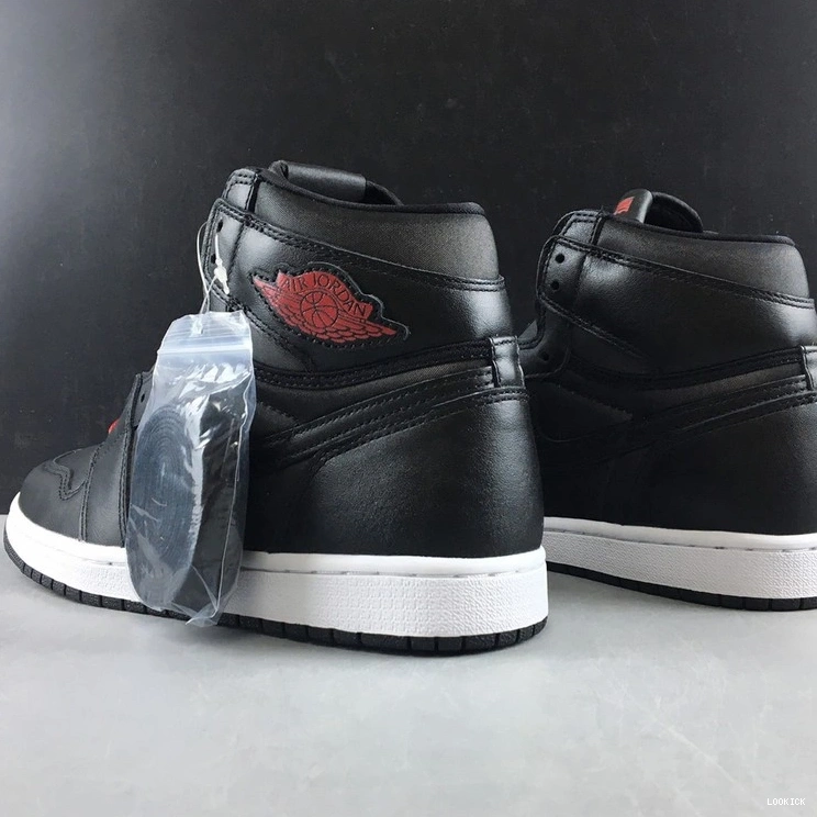 Rep Gym 1 Black Black Retro Red 555088-060 Jordan  High 0514